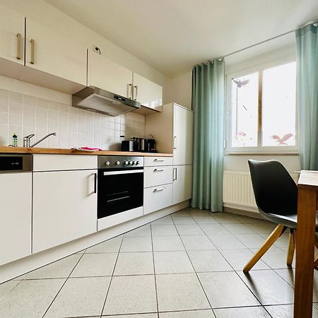 Modernes Zwei-Zimmer-Apartment Chemnitz - Kassberg Exteriör bild