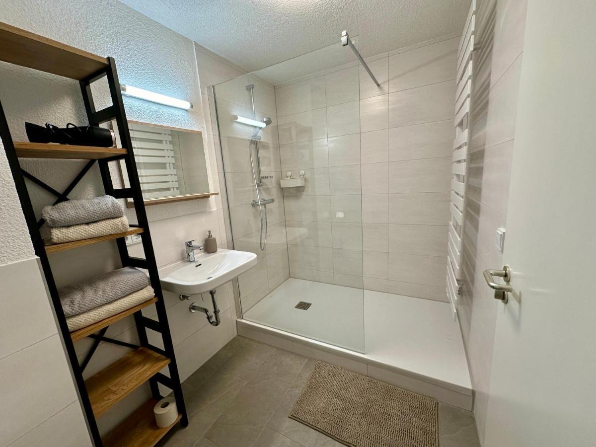 Modernes Zwei-Zimmer-Apartment Chemnitz - Kassberg Exteriör bild